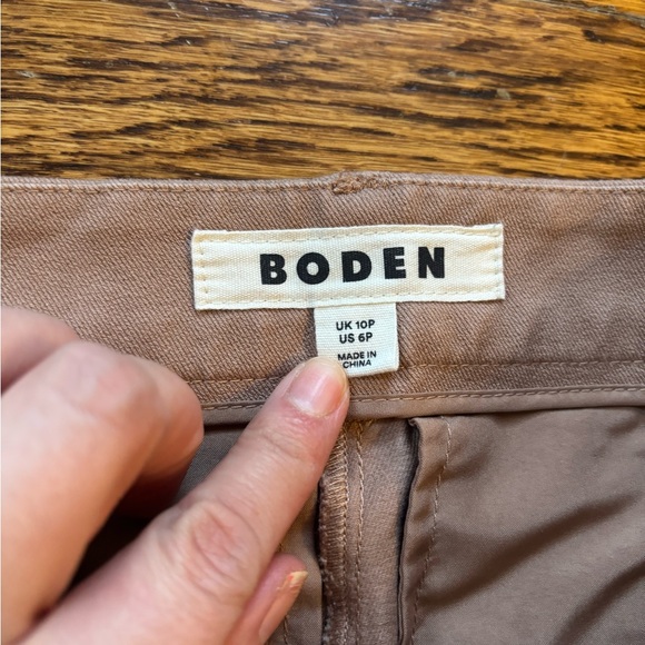 Boden Kew Bi-Stretch Trousers - Picture 4 of 5